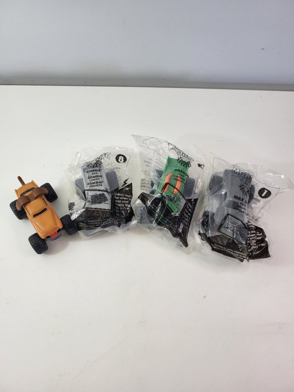 2015 McDonald’s Monster Jam Happy Meal Trucks Lot of 4 – Zombie Dragon Max-D El